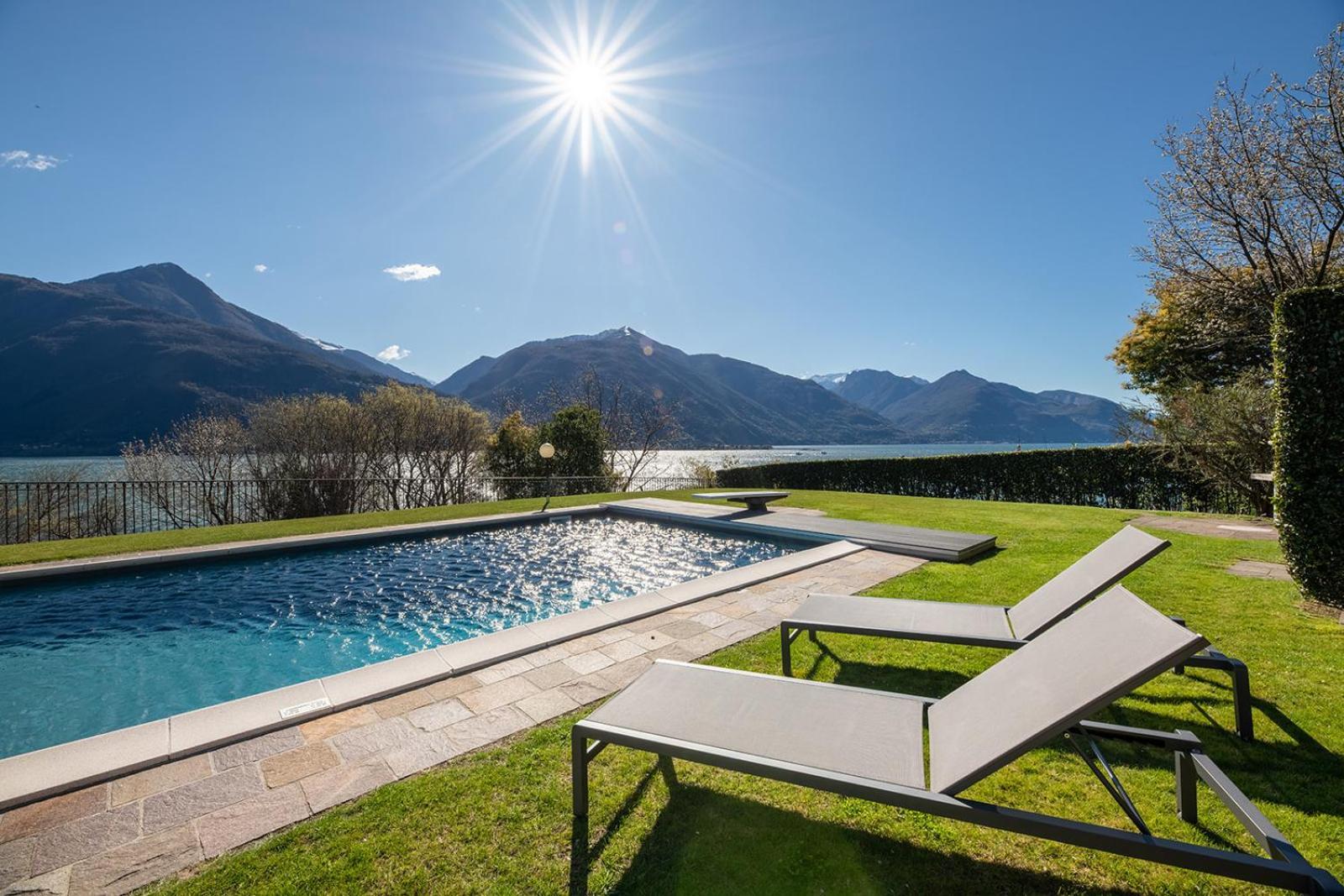 Villa Principessa - Stunning Villa With Panoramic Lake Como Views Cremia Bagian luar foto