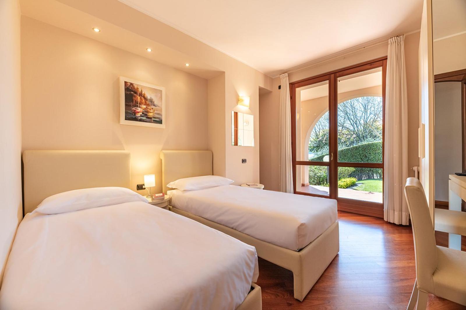 Villa Principessa - Stunning Villa With Panoramic Lake Como Views Cremia Bagian luar foto