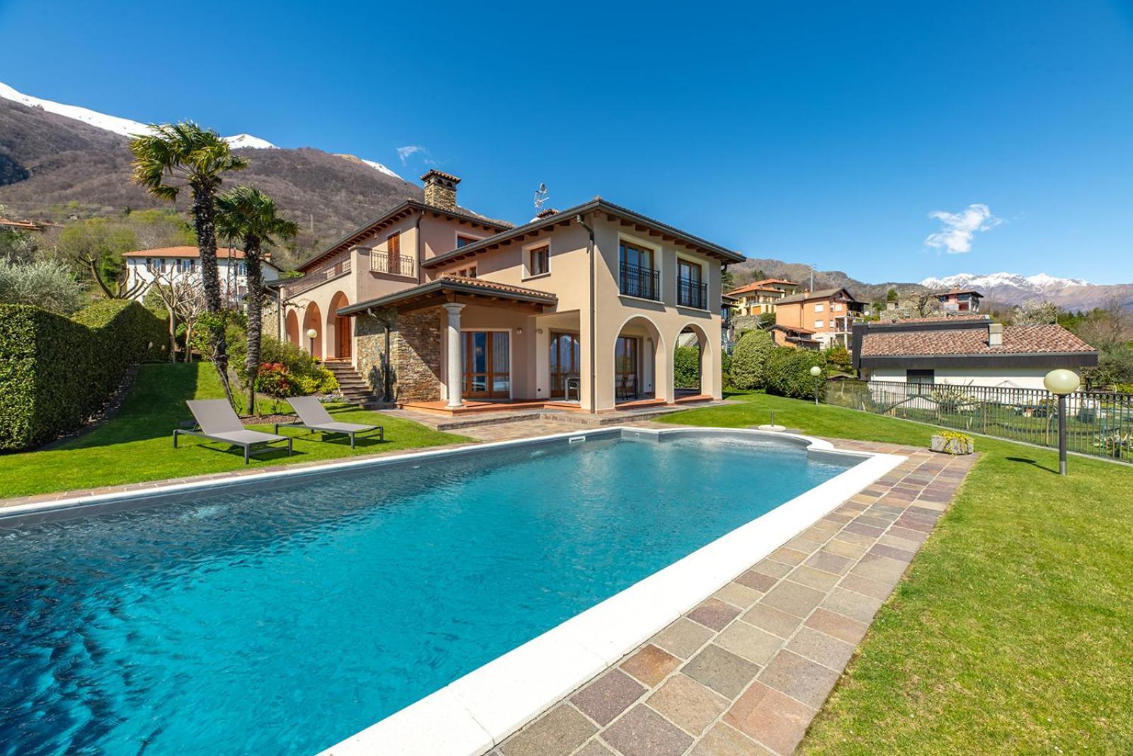 Villa Principessa - Stunning Villa With Panoramic Lake Como Views Cremia Bagian luar foto